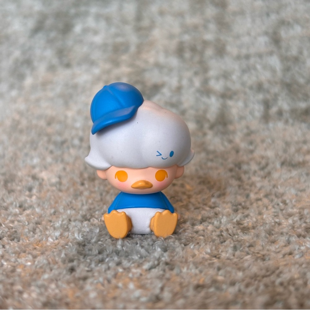 Dimoo Dewey Duck | Dimoo World x Disney | POP MART Pop Bean mini figure